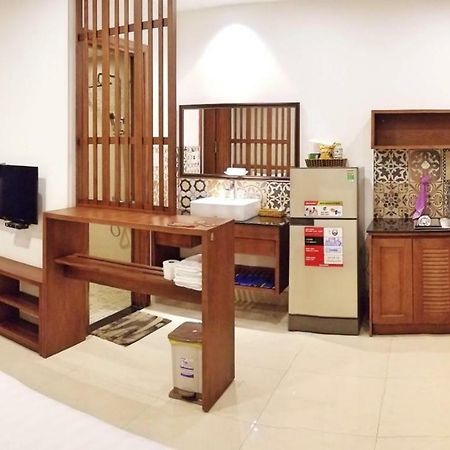 Aris Beach Apartment & Hotel Da Nang Esterno foto