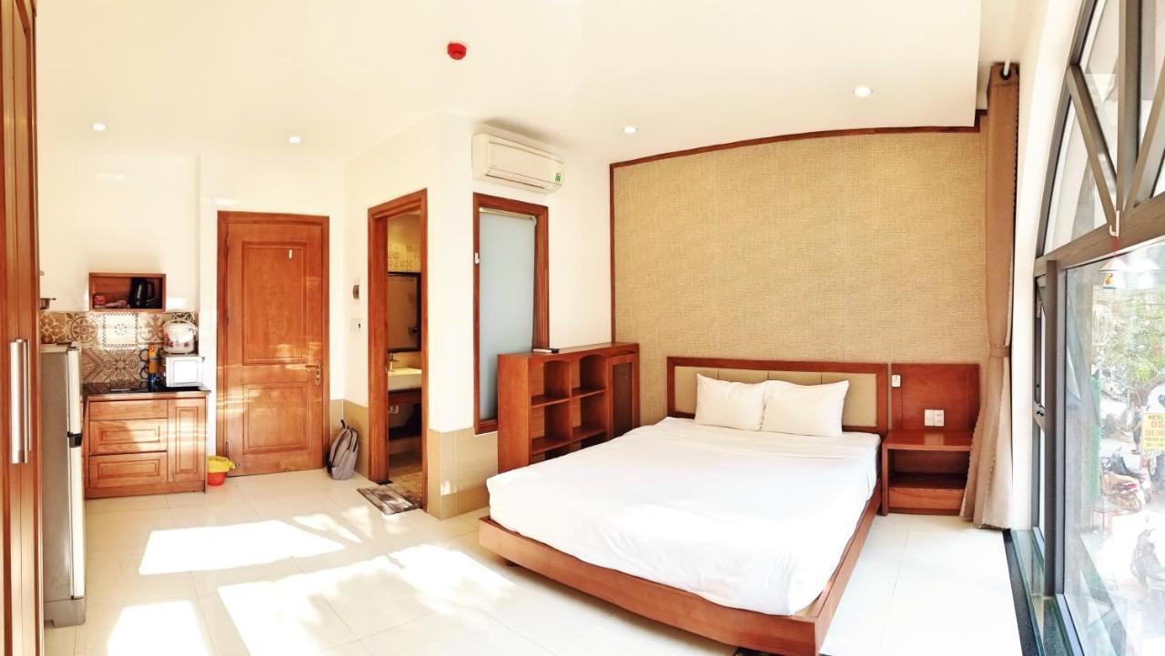 Aris Beach Apartment & Hotel Da Nang Esterno foto