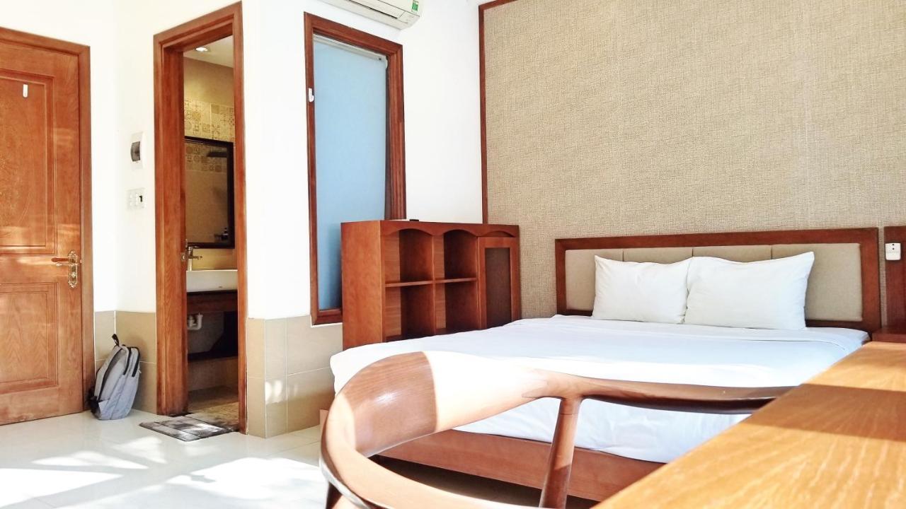Aris Beach Apartment & Hotel Da Nang Esterno foto