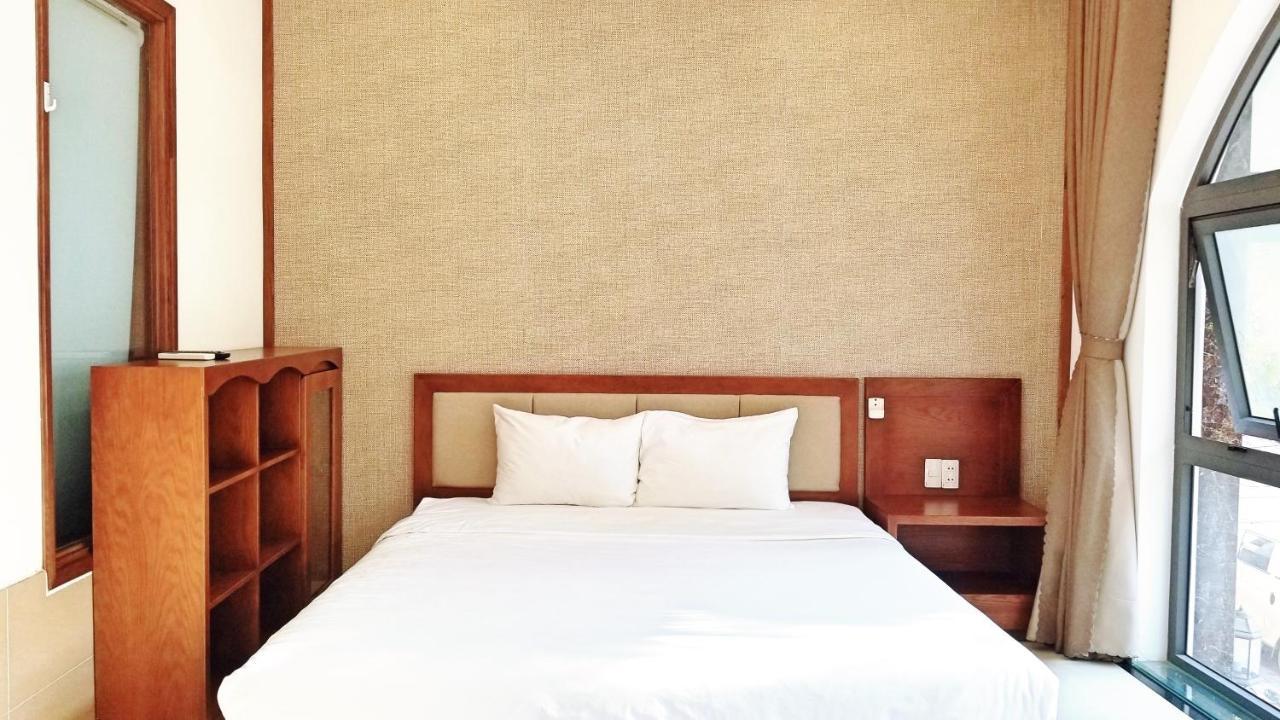 Aris Beach Apartment & Hotel Da Nang Esterno foto