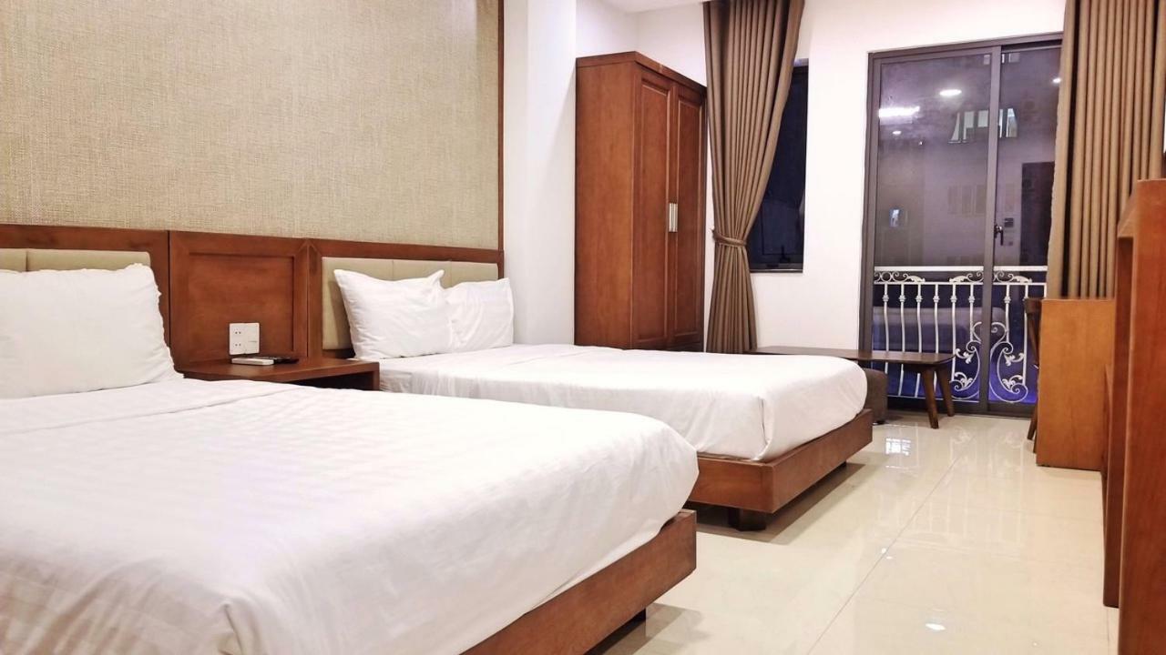 Aris Beach Apartment & Hotel Da Nang Esterno foto